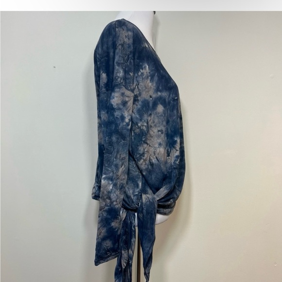 LULULEMON To The Point Long Sleeve *Mist* - Picture 3 of 8